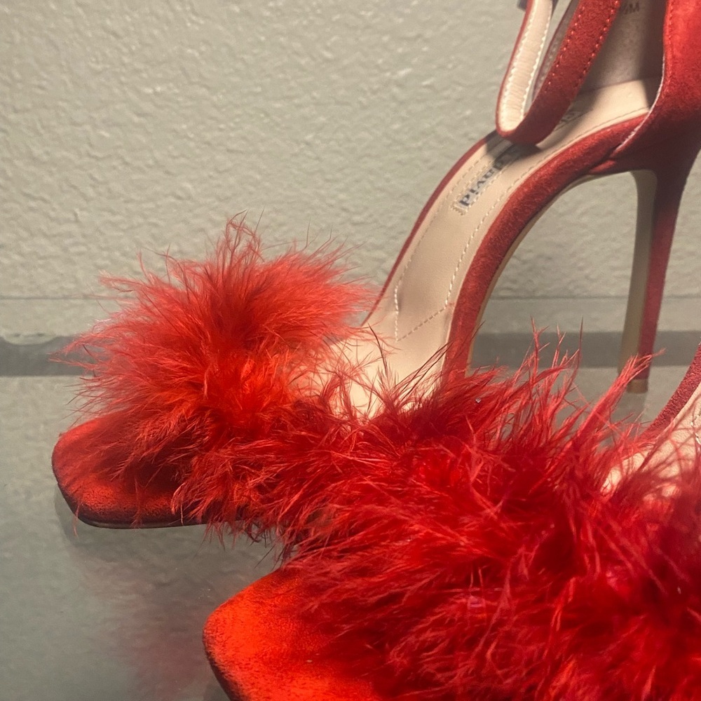 CHARLES DAVID Red Feathered Heels - Picture 6 of 11